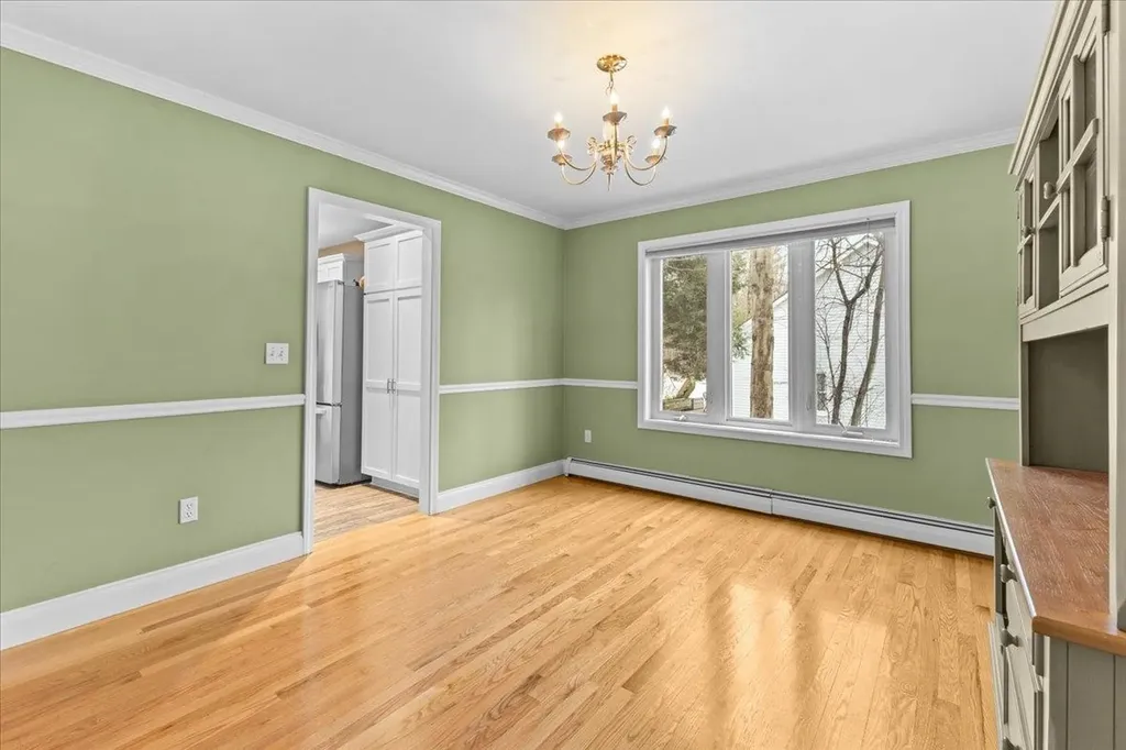 18 Lida Drive Essex VT 05452