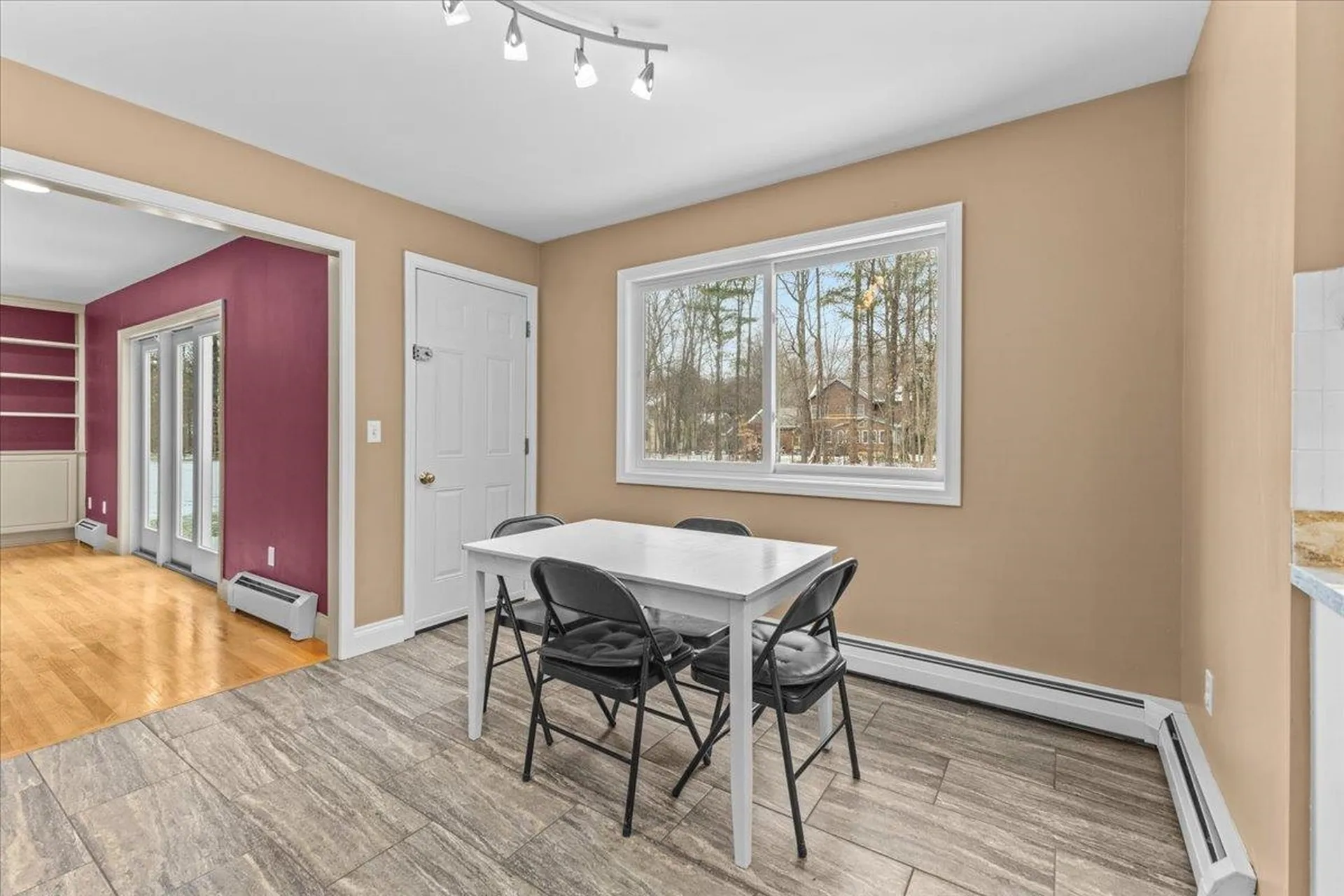 18 Lida Drive Essex VT 05452