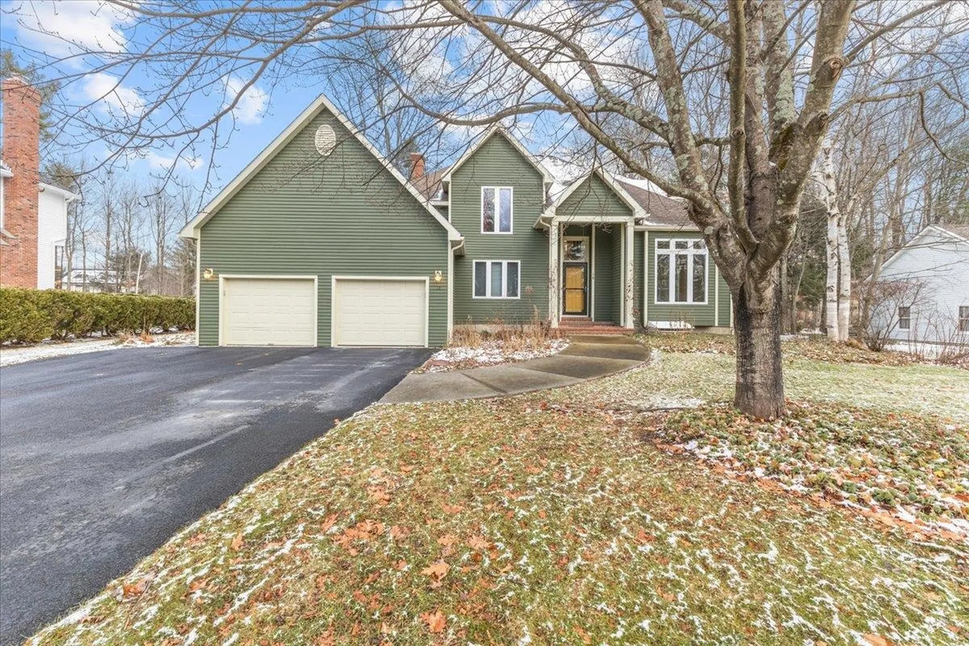 18 Lida Drive Essex VT 05452