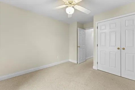 18 Lida Drive Essex VT 05452