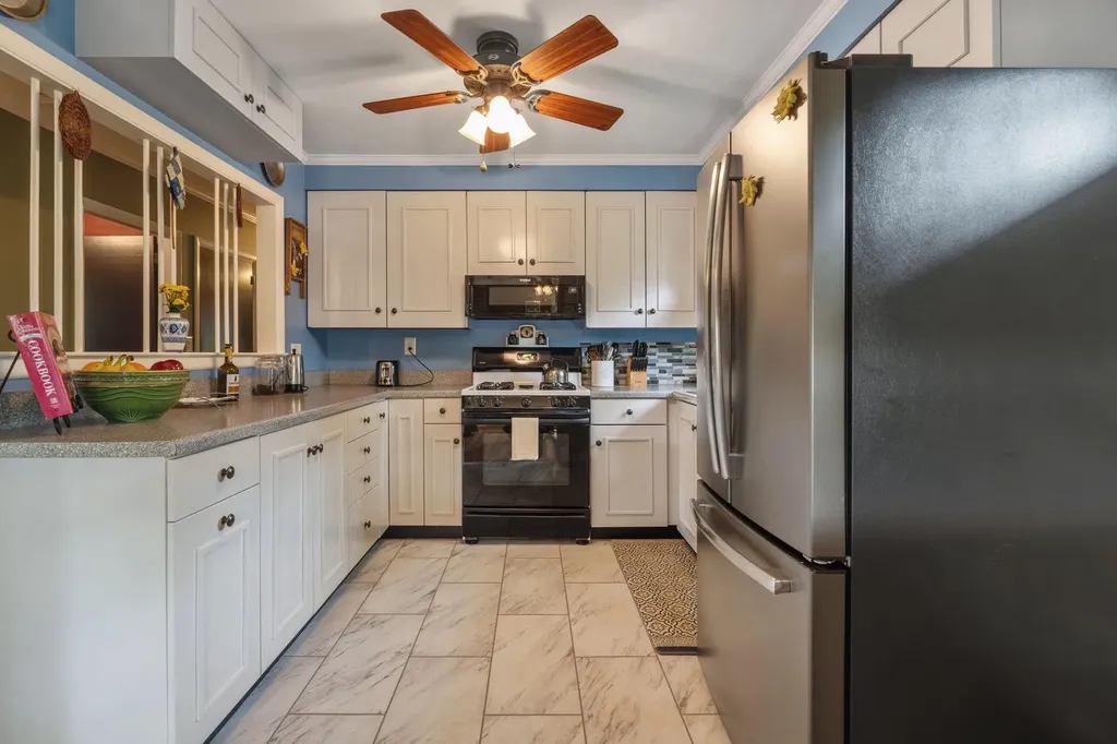 56 Summit Road Newport NH 03773