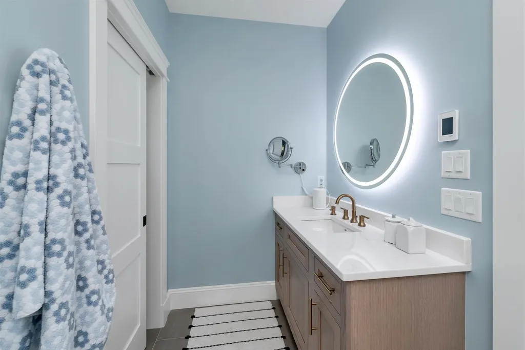 31 Sawyer Point Tuftonboro NH 03816