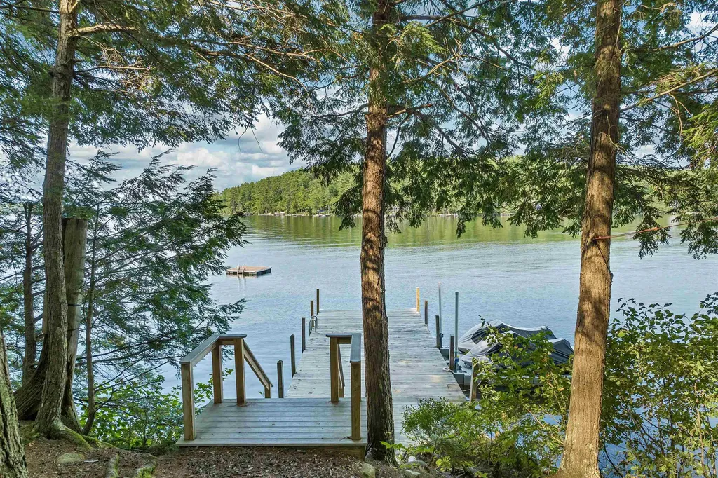 31 Sawyer Point Tuftonboro NH 03816