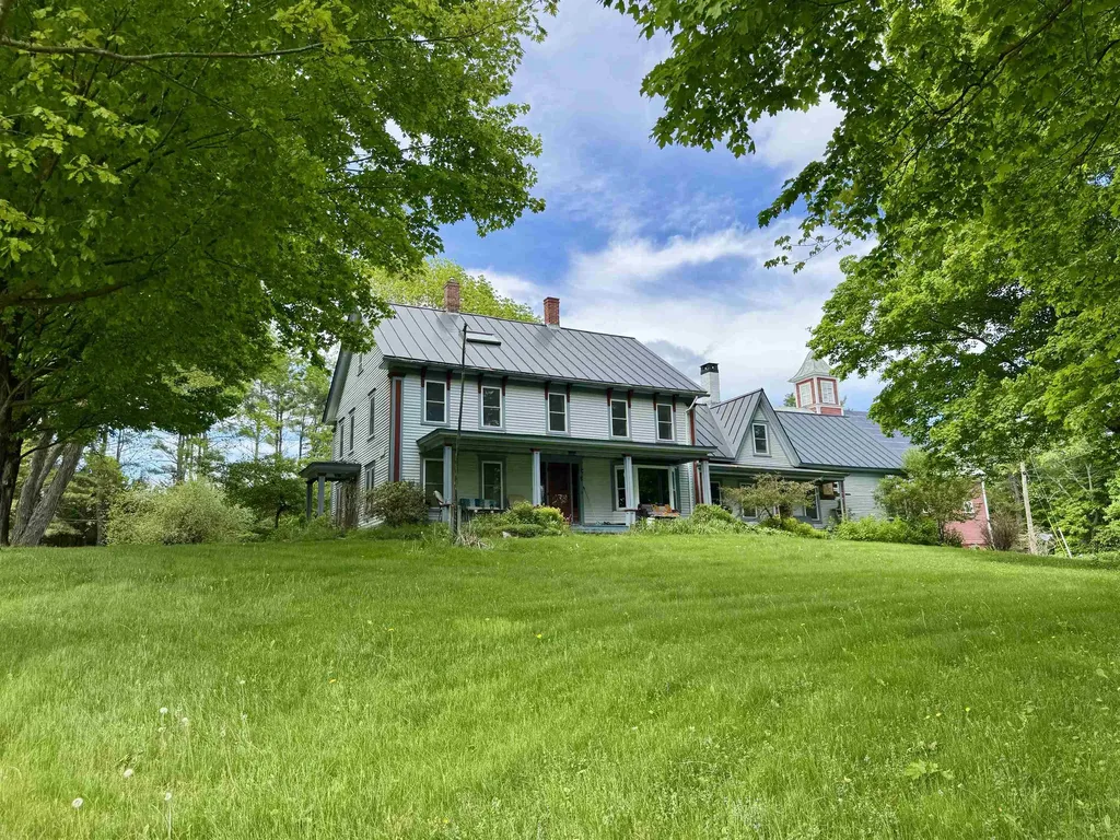 68 Doe Lane Newbury VT 05051