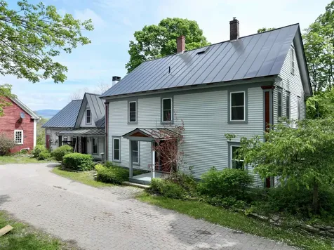 68 Doe Lane Newbury VT 05051