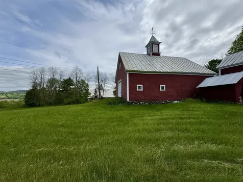 68 Doe Lane Newbury VT 05051
