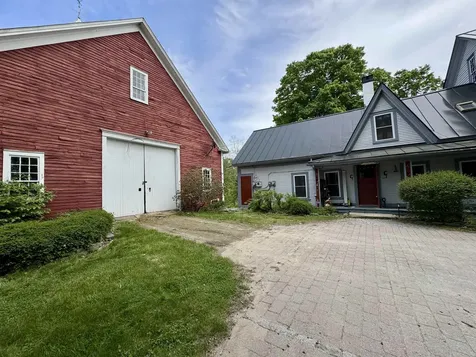 68 Doe Lane Newbury VT 05051