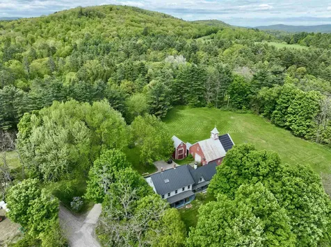 68 Doe Lane Newbury VT 05051