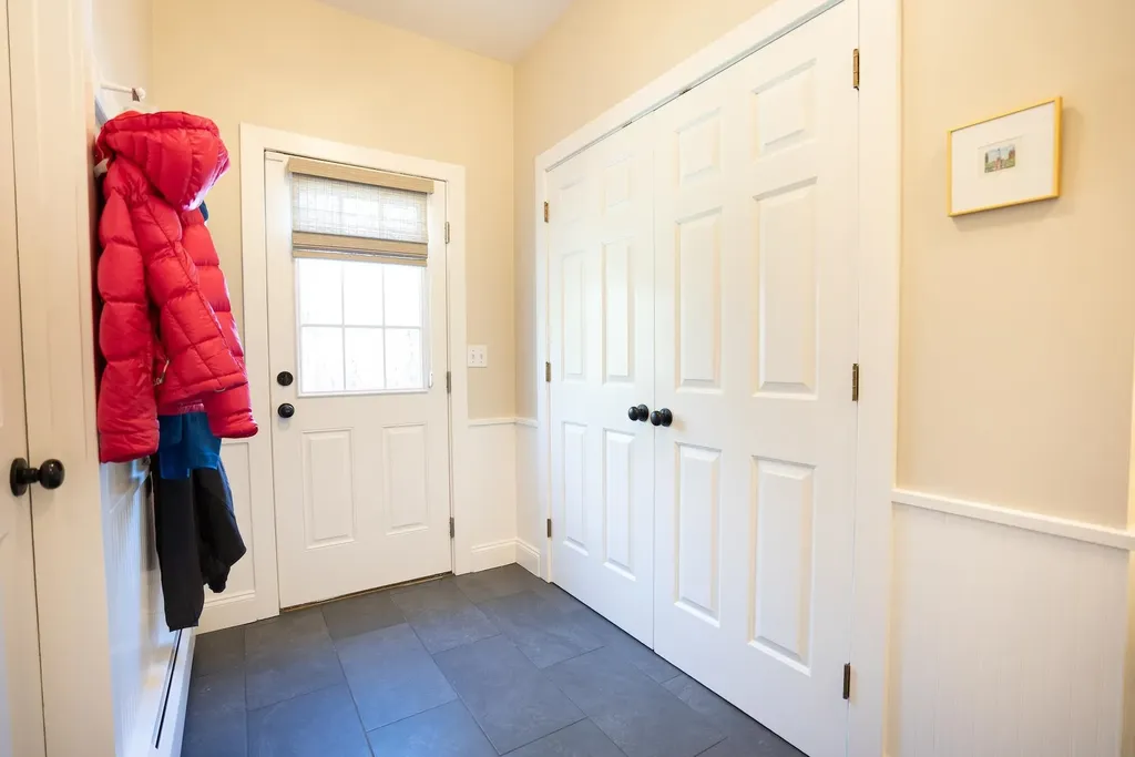 130 Stonegate Lane Shelburne VT 05482