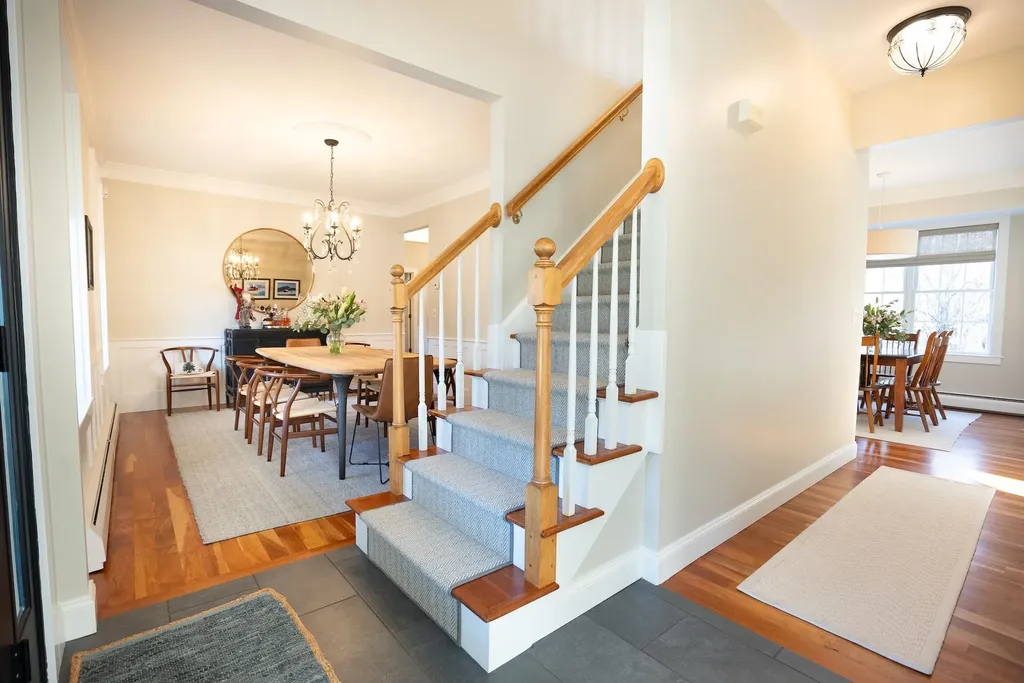 130 Stonegate Lane Shelburne VT 05482