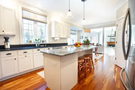 130 Stonegate Lane Shelburne VT 05482