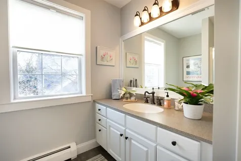 130 Stonegate Lane Shelburne VT 05482