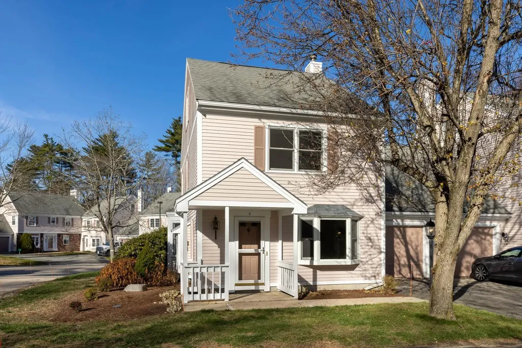 5 Pheasant Run Lane Stratham NH 03885