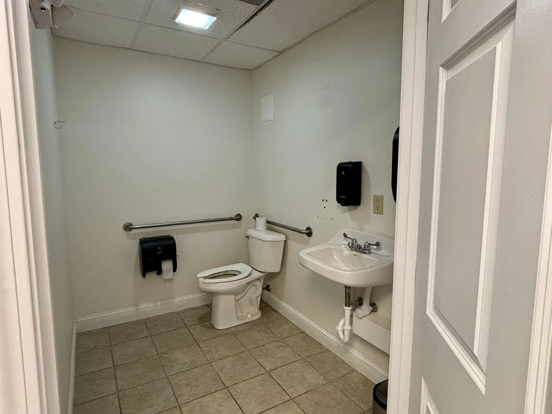 333 Calef Highway Barrington NH 03825