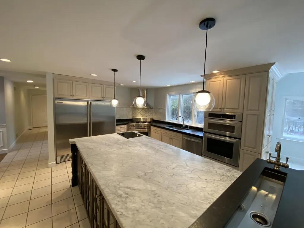 9 Springfield Circle Merrimack NH 03054