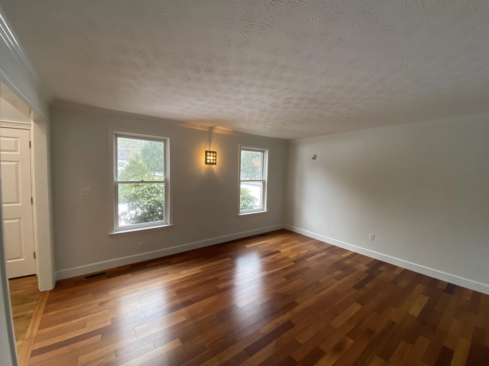 9 Springfield Circle Merrimack NH 03054