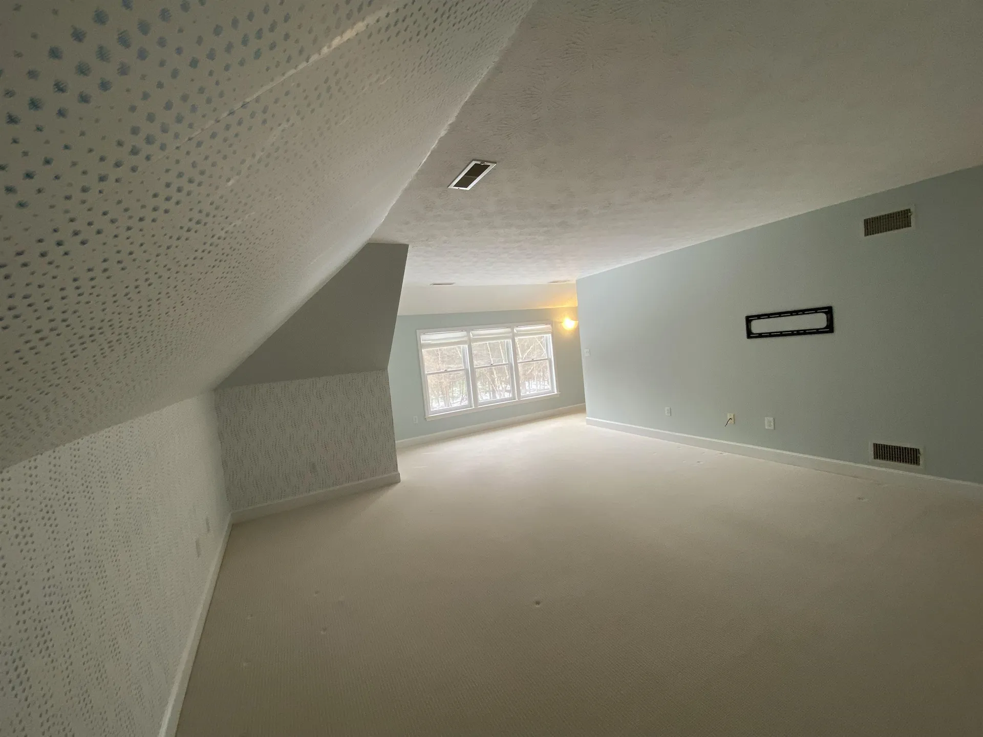 9 Springfield Circle Merrimack NH 03054