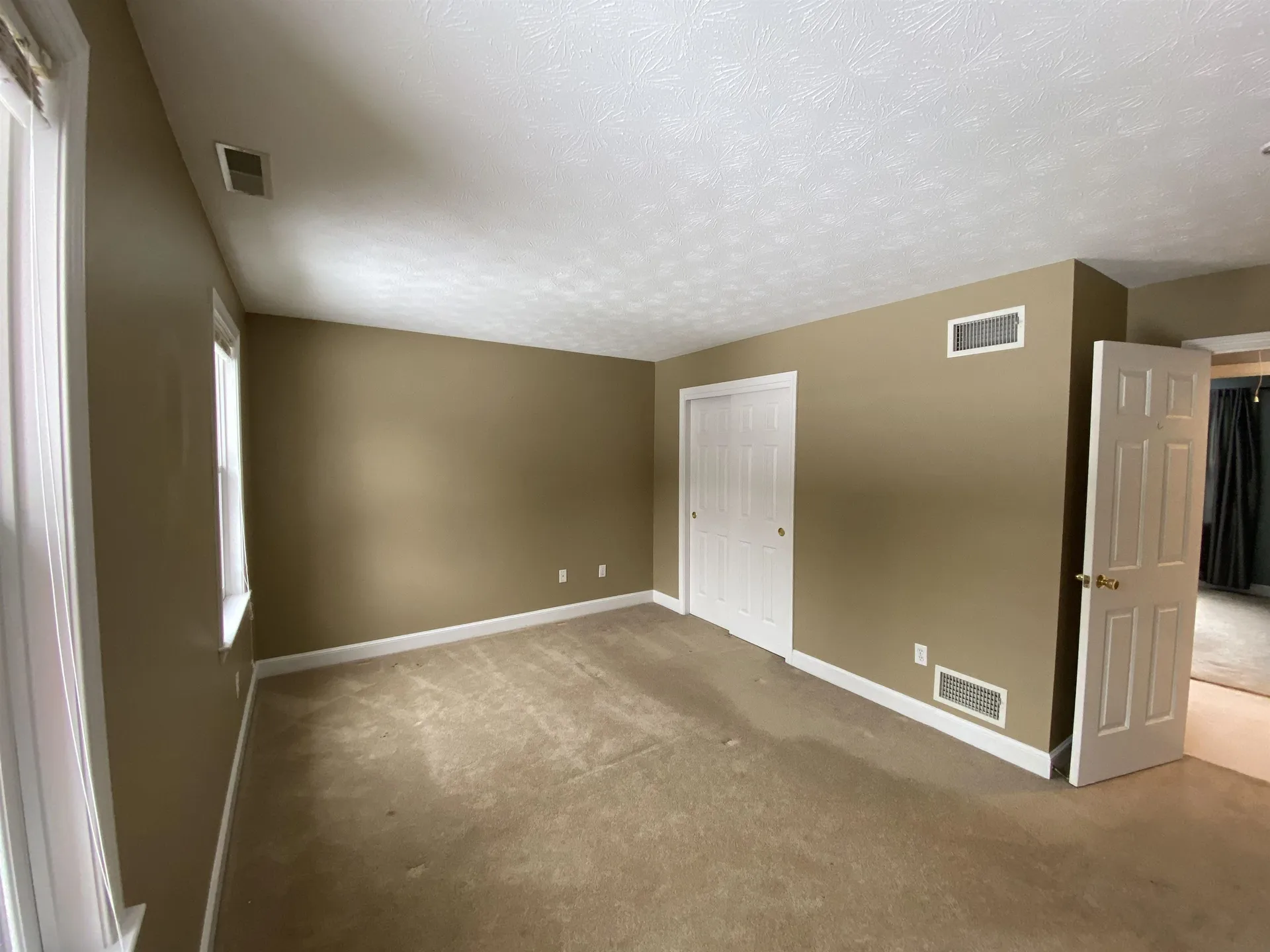 9 Springfield Circle Merrimack NH 03054