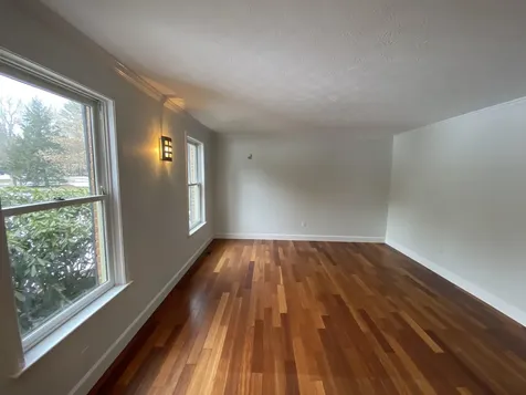 9 Springfield Circle Merrimack NH 03054