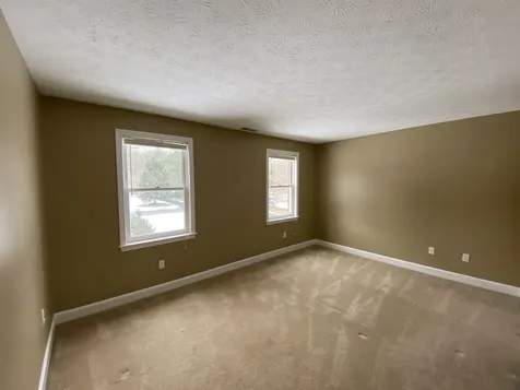 9 Springfield Circle Merrimack NH 03054