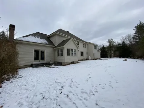 9 Springfield Circle Merrimack NH 03054