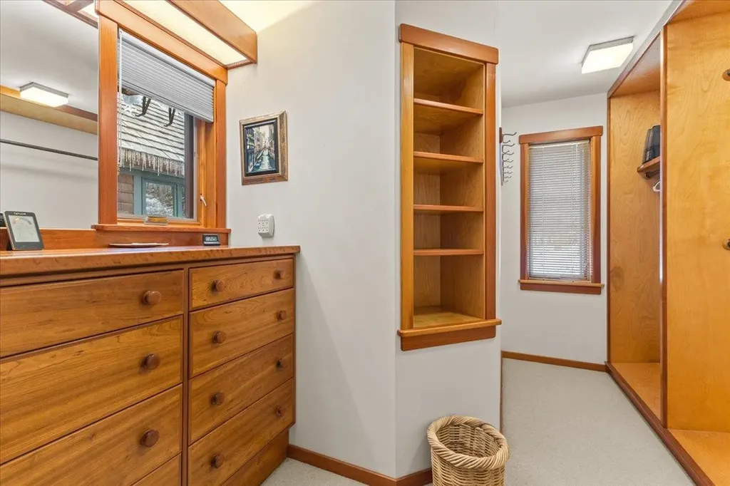 155 Owls Head Spur Stowe VT 05672