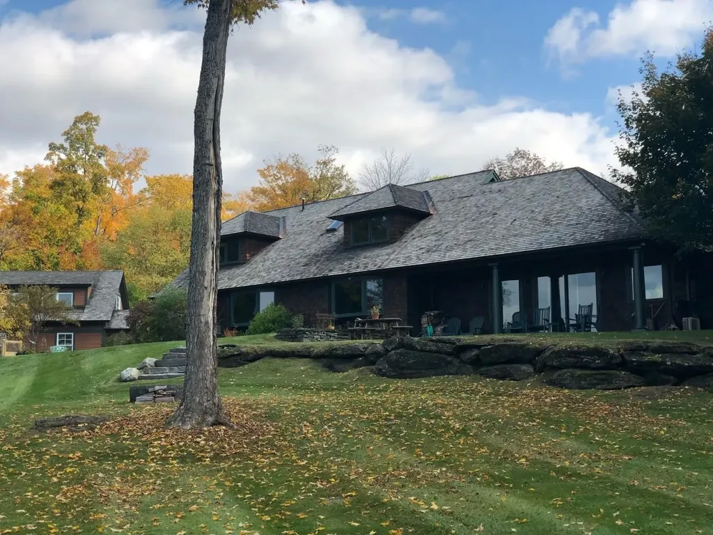 155 Owls Head Spur Stowe VT 05672