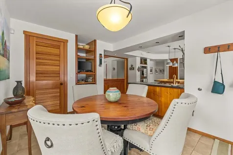 155 Owls Head Spur Stowe VT 05672