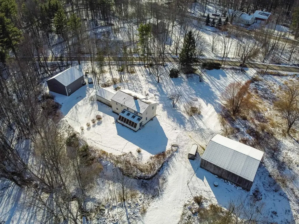 1010 Black Brook Road Dunbarton NH 03046-4419