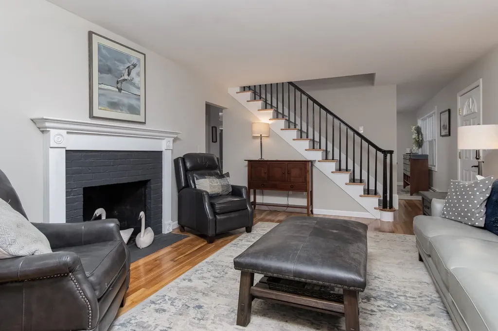 1010 Black Brook Road Dunbarton NH 03046-4419