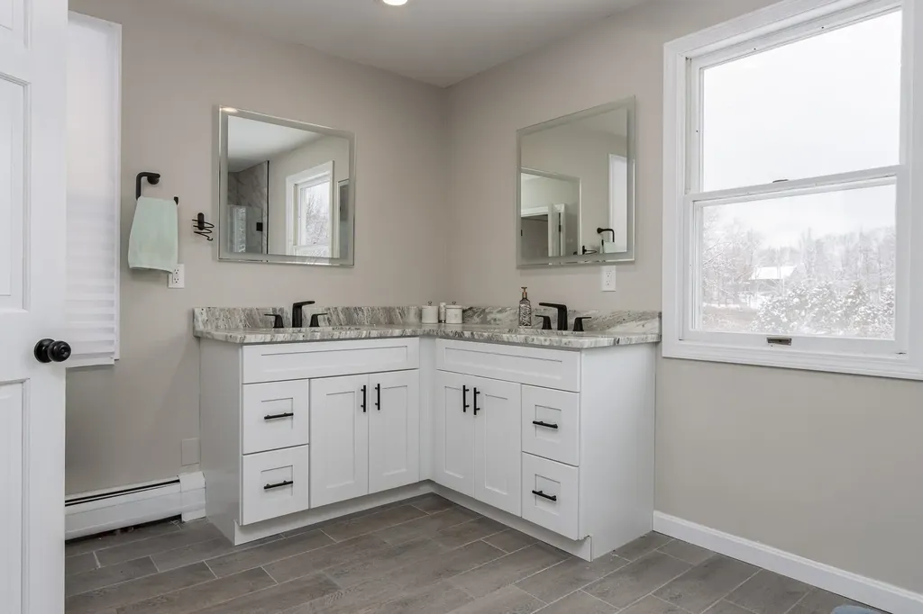 1010 Black Brook Road Dunbarton NH 03046-4419