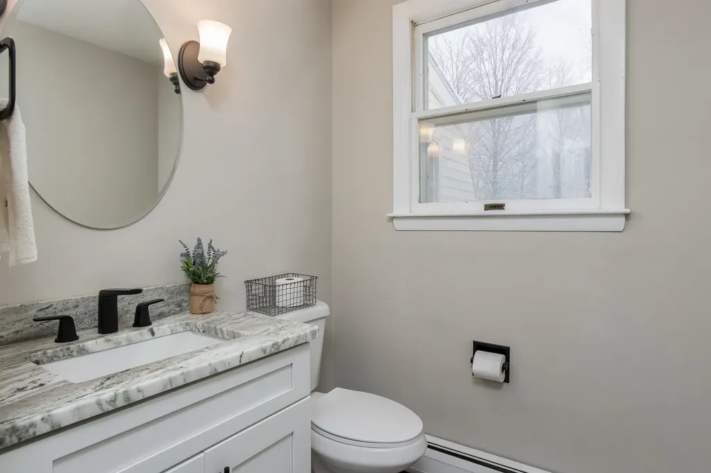 1010 Black Brook Road Dunbarton NH 03046-4419