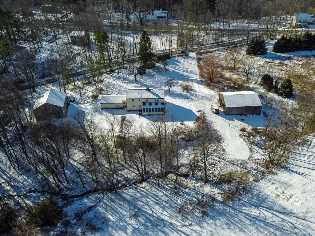 1010 Black Brook Road Dunbarton NH 03046-4419