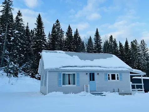 10 Ambrose Lane Pittsburg NH 03592
