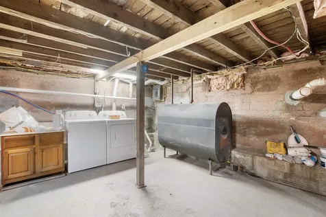 10 Ambrose Lane Pittsburg NH 03592
