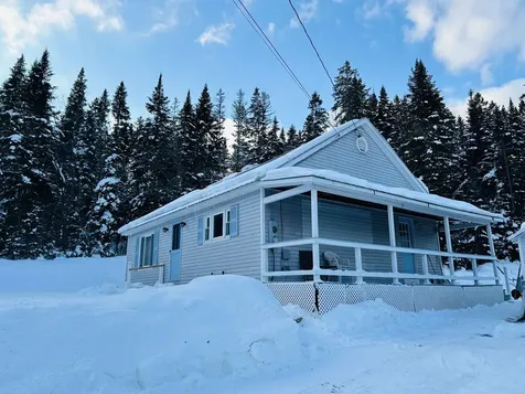 10 Ambrose Lane Pittsburg NH 03592