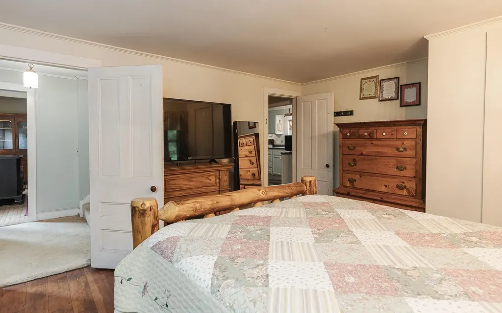 119 Main Street Walpole NH 03608