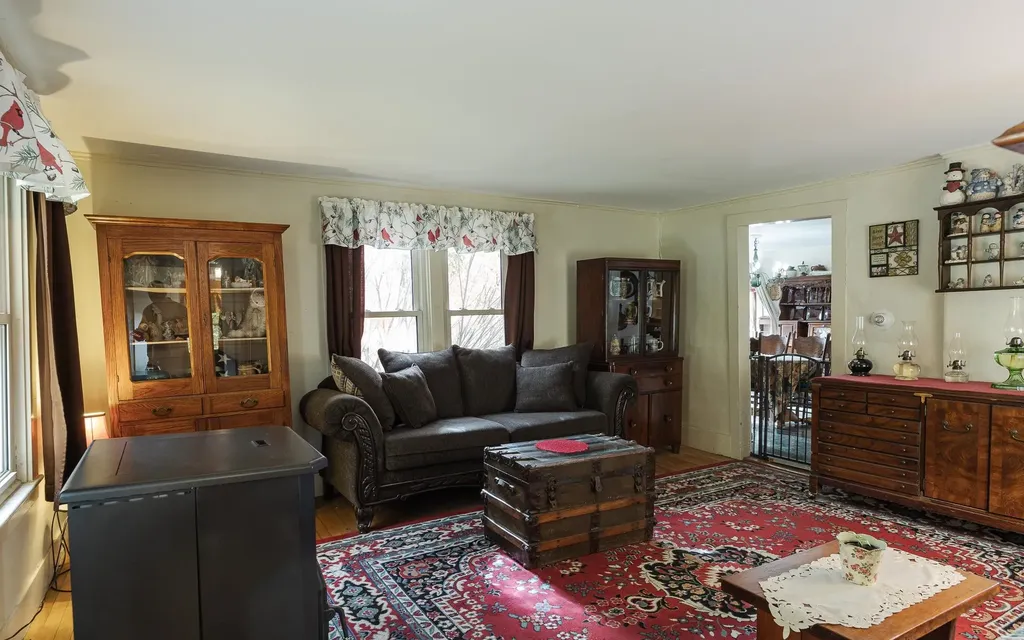 119 Main Street Walpole NH 03608