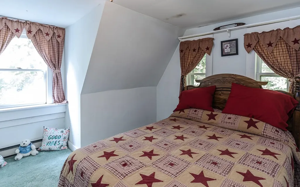 119 Main Street Walpole NH 03608