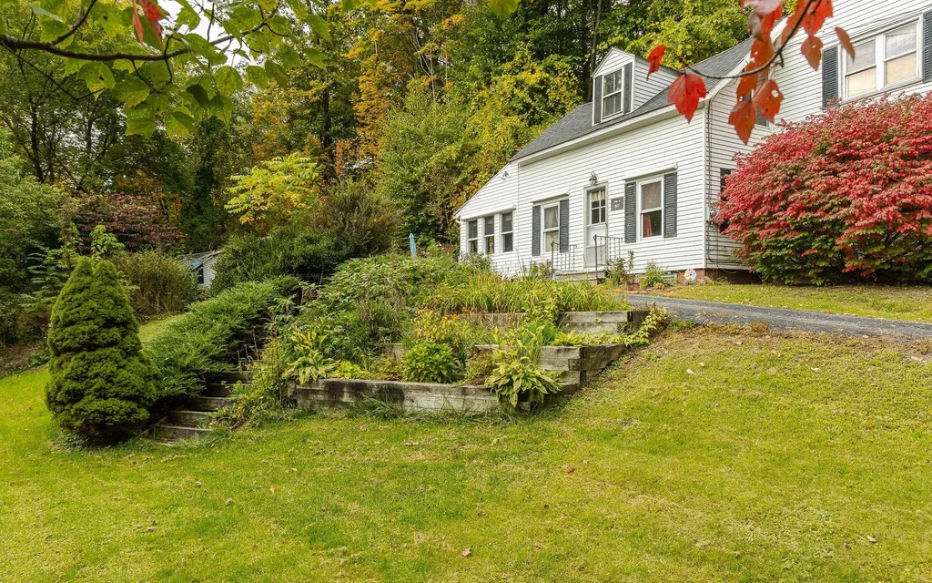 119 Main Street Walpole NH 03608