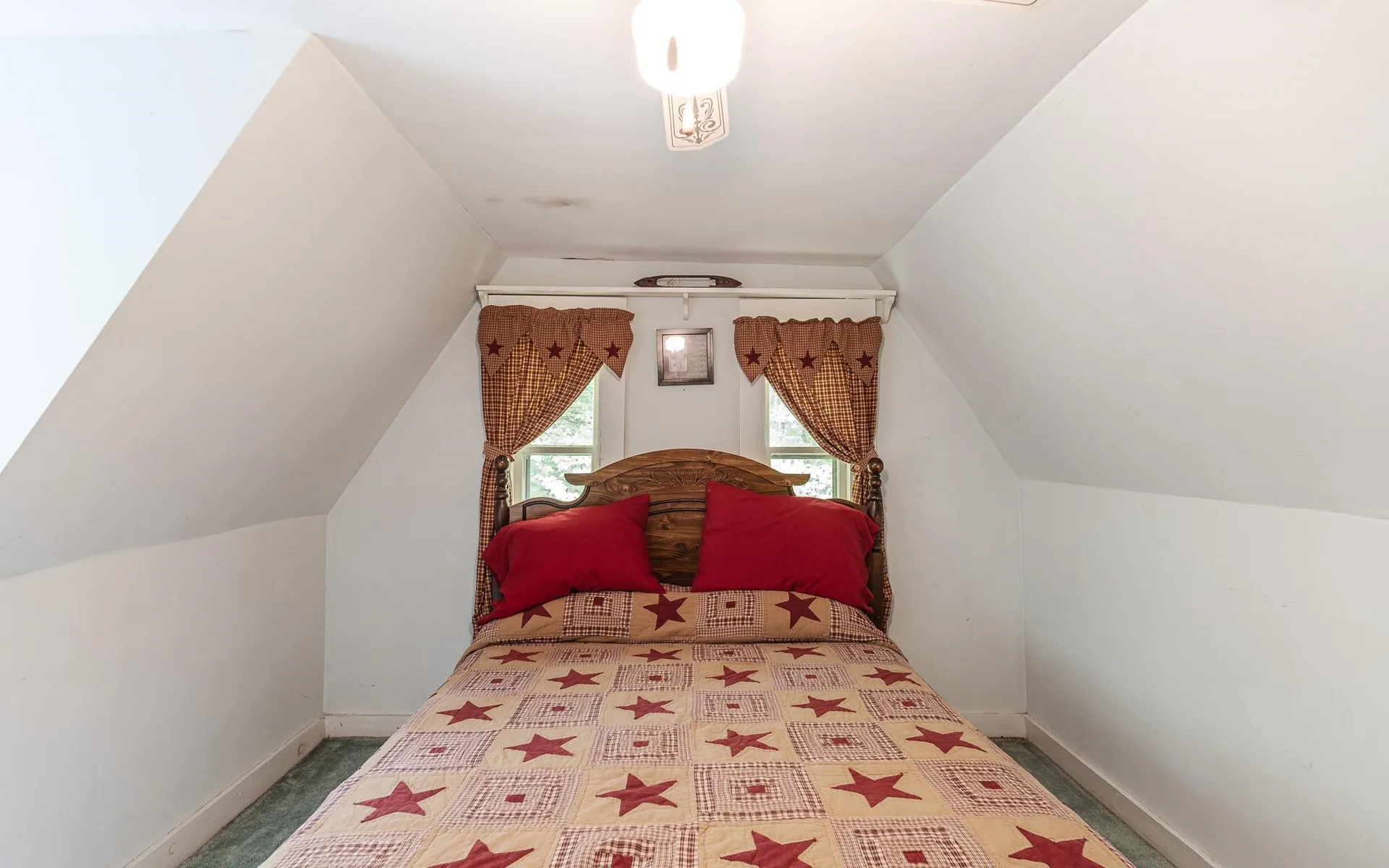 119 Main Street Walpole NH 03608