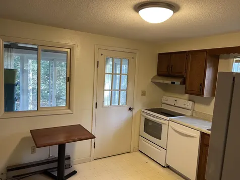 11 Amoskeag Road Concord NH 03301