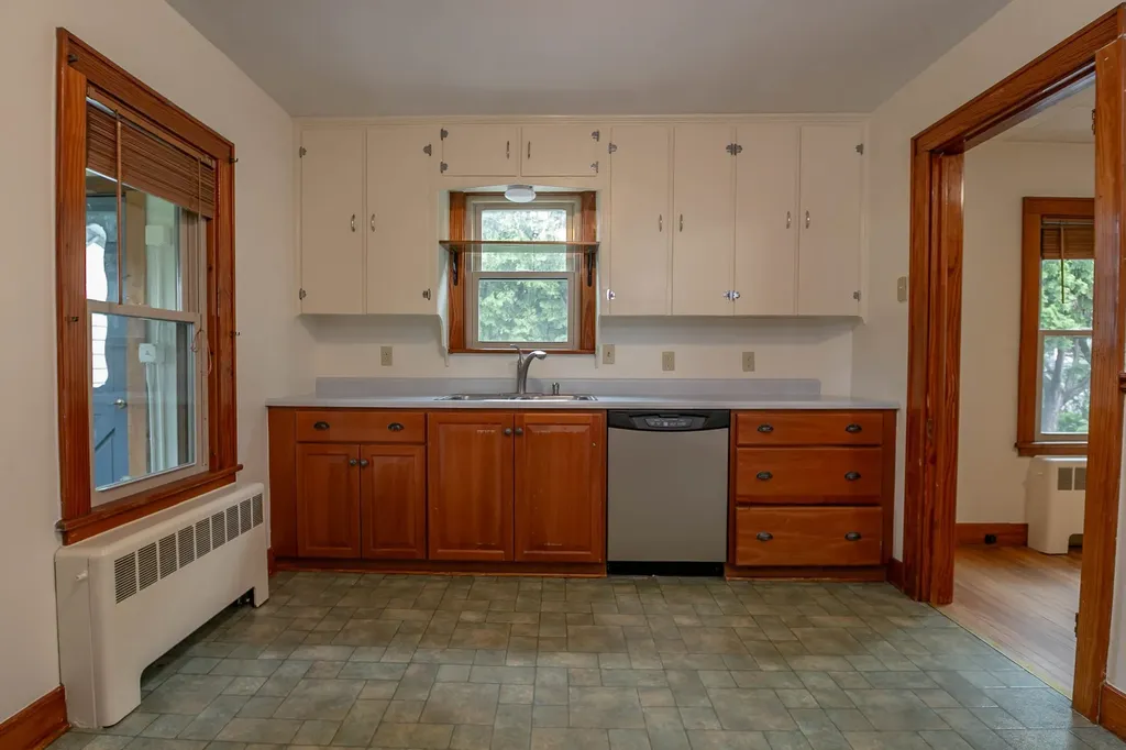 103-105 Hayward Street Burlington VT 05401