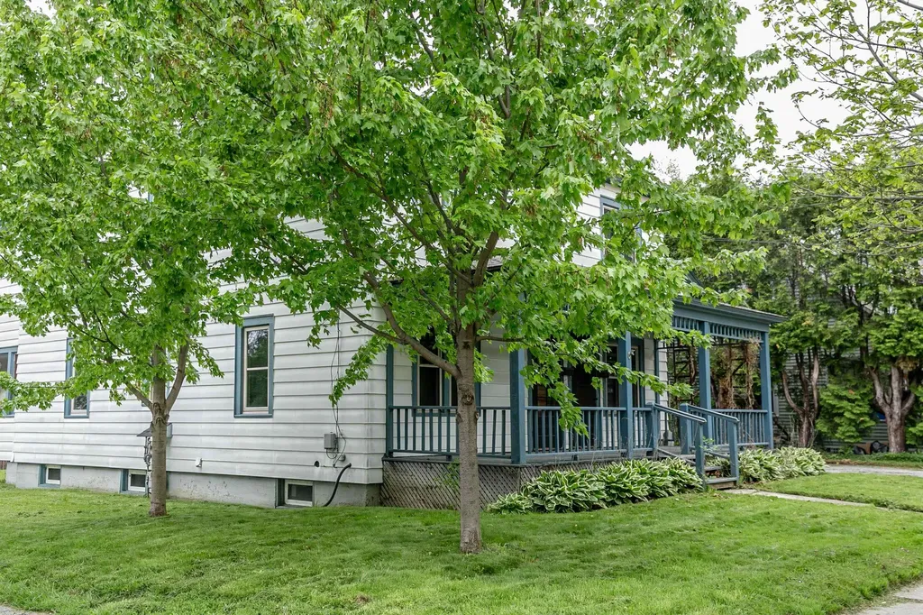 103-105 Hayward Street Burlington VT 05401