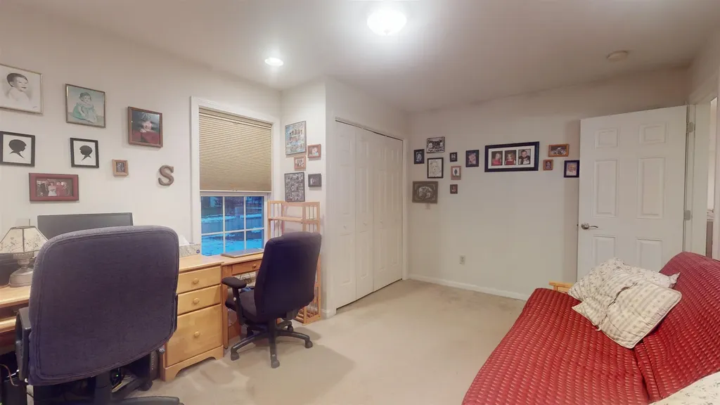 12 Goldenrod Lane Concord NH 03301