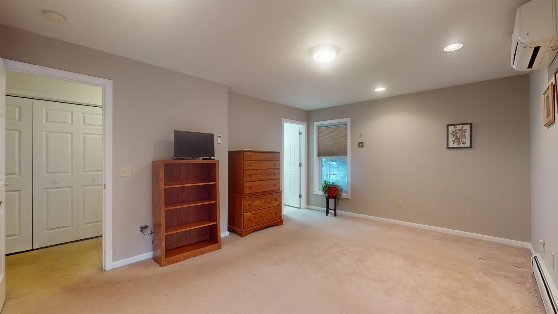 12 Goldenrod Lane Concord NH 03301