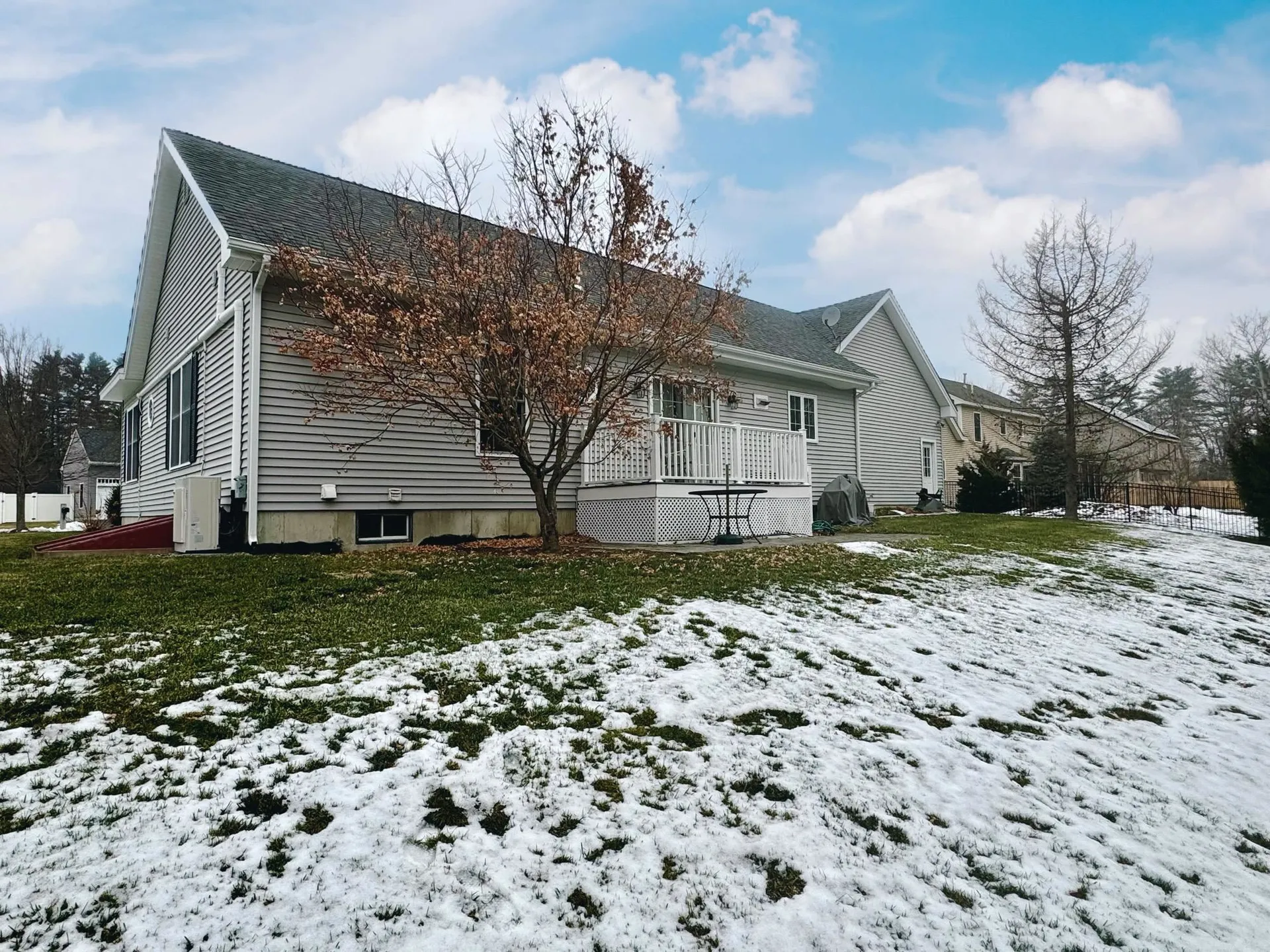 12 Goldenrod Lane Concord NH 03301