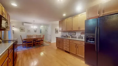 12 Goldenrod Lane Concord NH 03301
