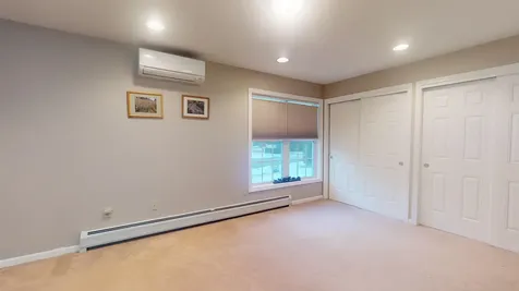 12 Goldenrod Lane Concord NH 03301