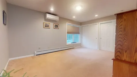 12 Goldenrod Lane Concord NH 03301